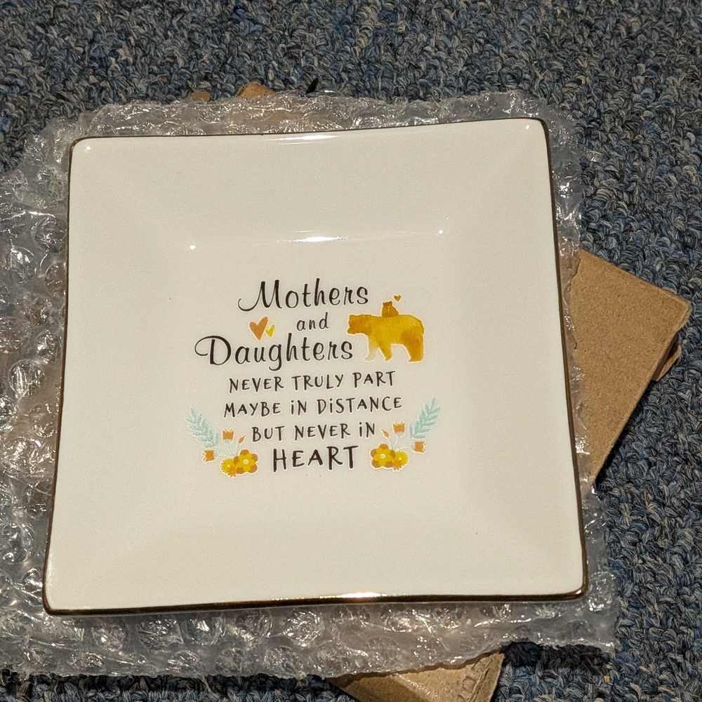 New Ceramic Trinket Dish For Moms And Daughters